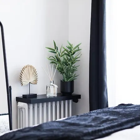 Confort Hyper Centre, Proche Gare Avec Balcon * Tours