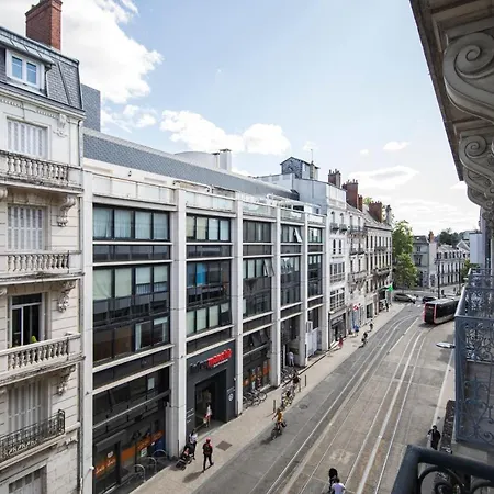 Confort Hyper Centre, Proche Gare Avec Balcon