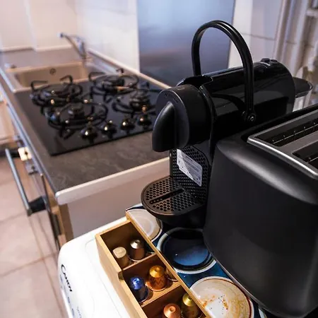 Lägenhet Confort Hyper Centre, Proche Gare Avec Balcon