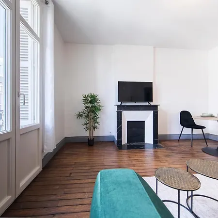 Confort Hyper Centre, Proche Gare Avec Balcon Daire