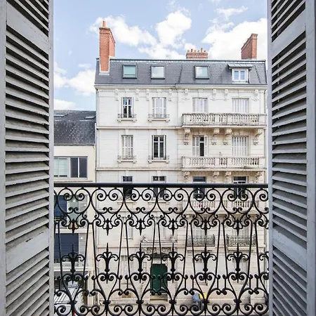 Confort Hyper Centre, Proche Gare Avec Balcon *