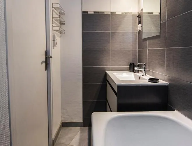 Avec Balcon à 250 M De La Gare, Hyper Centre