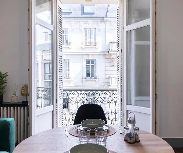 Avec Balcon à 250 M De La Gare, Hyper Centre Appartement Tours