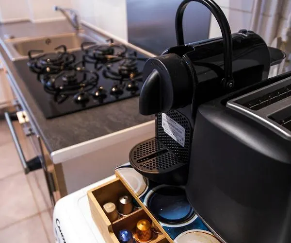 Appartement Avec Balcon à 250 M De La Gare, Hyper Centre