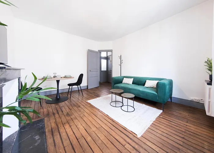 Apartament Confort Hyper Centre, Proche Gare Avec Balcon