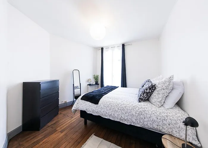 Avec Balcon à 250 M De La Gare, Hyper Centre Appartement Tours