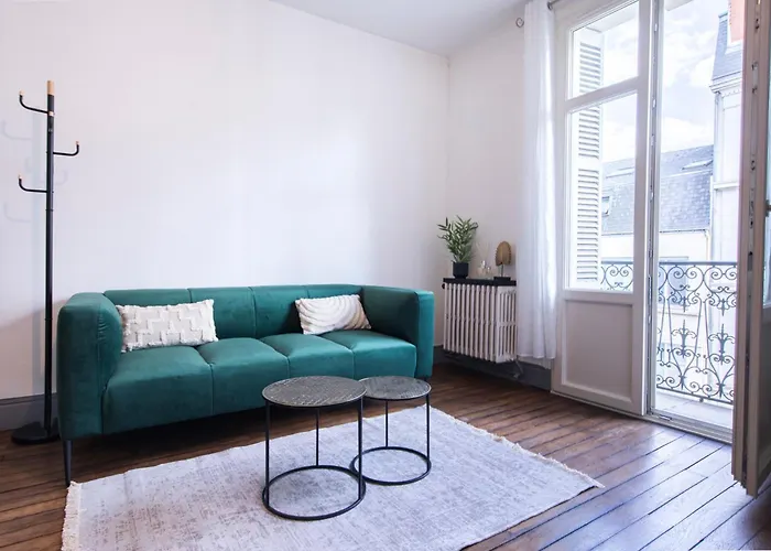 Avec Balcon à 250 M De La Gare, Hyper Centre Appartement *